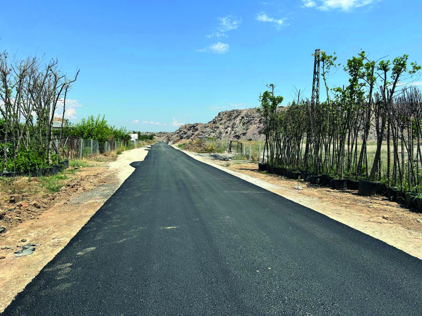Toprak yol asfaltlandı