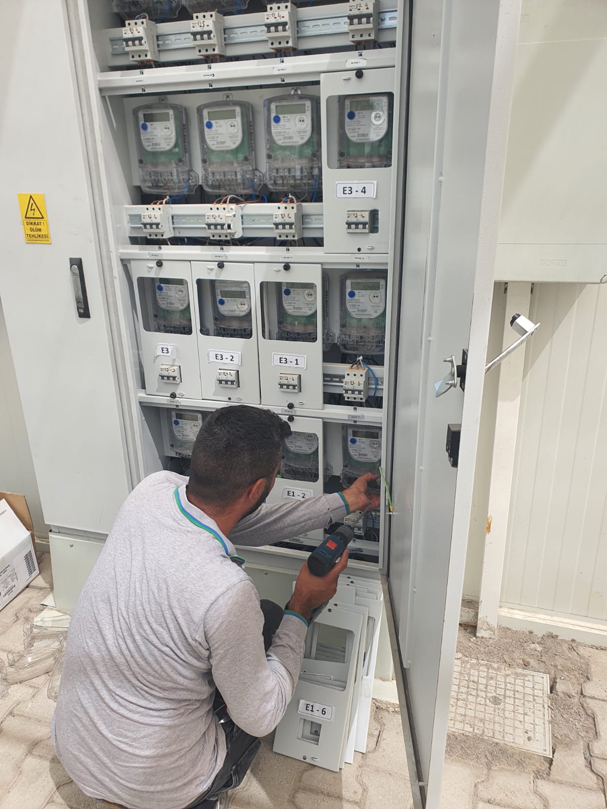 Muhasebecilerden elektrik sayacı tepkisi