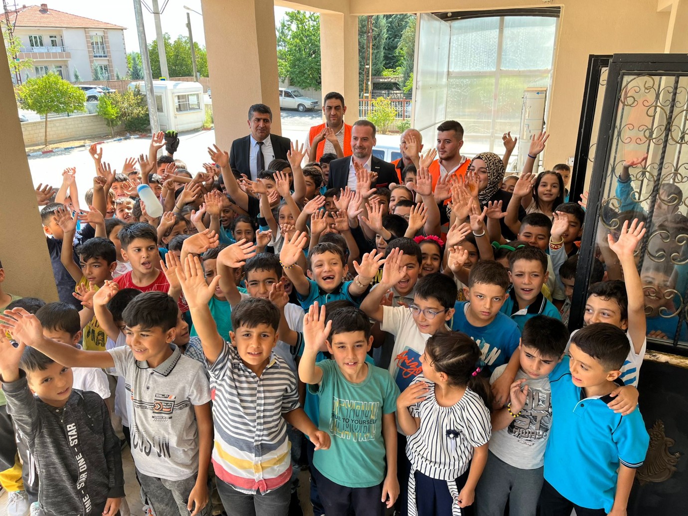 Öğrencilerin yüzü MAGİNDER ile güldü