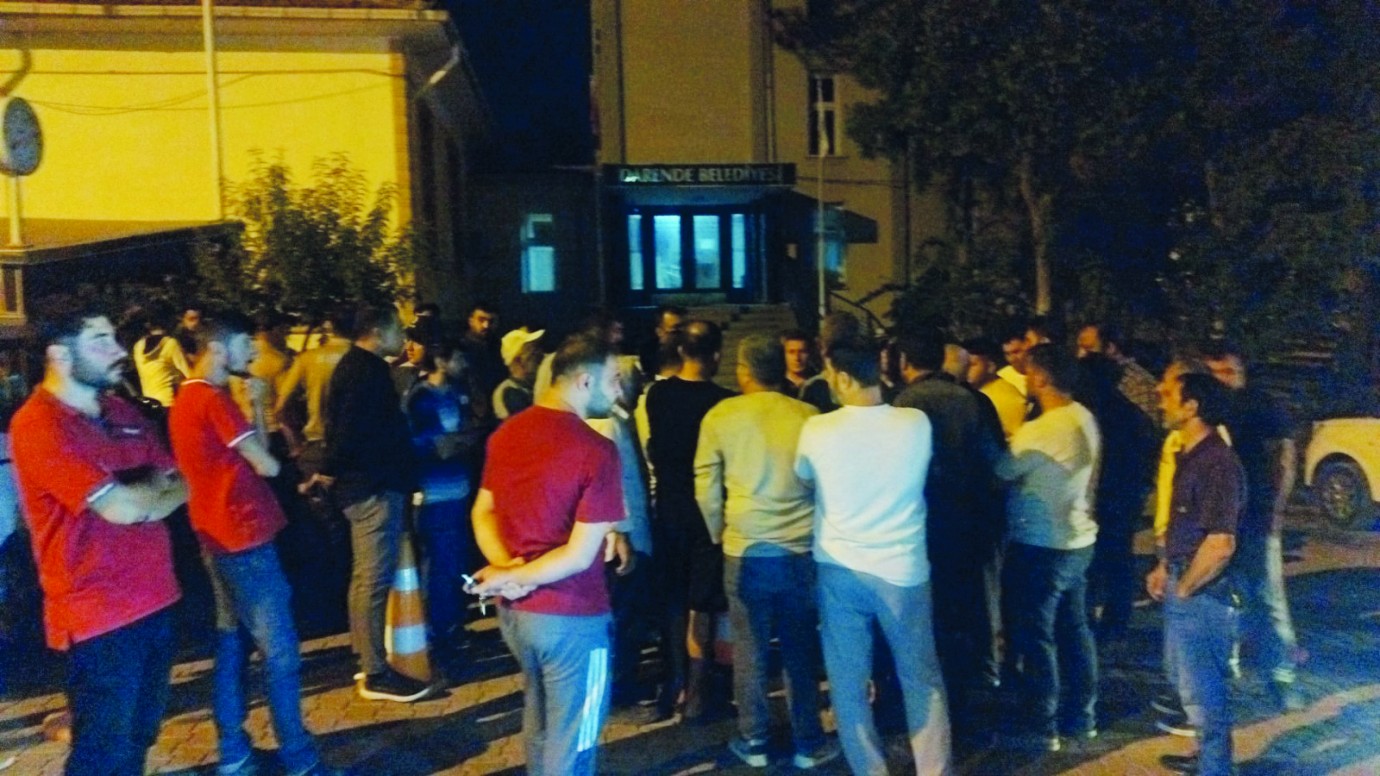 Darende’de Su Tepkisi Eyleme Dönüştü