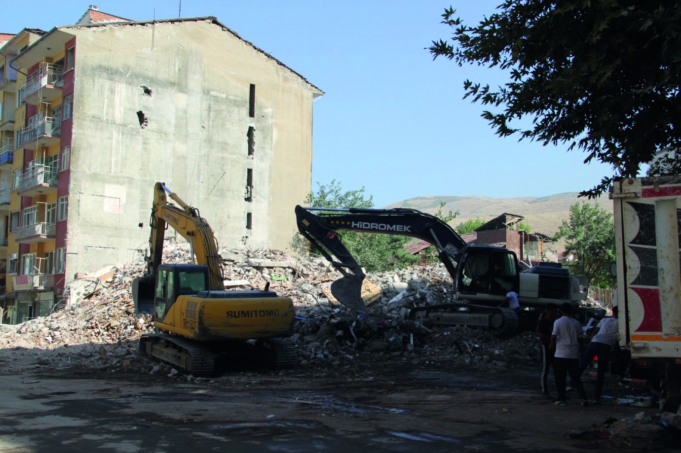 Malatya’da Yıkımlar Devam Ediyor