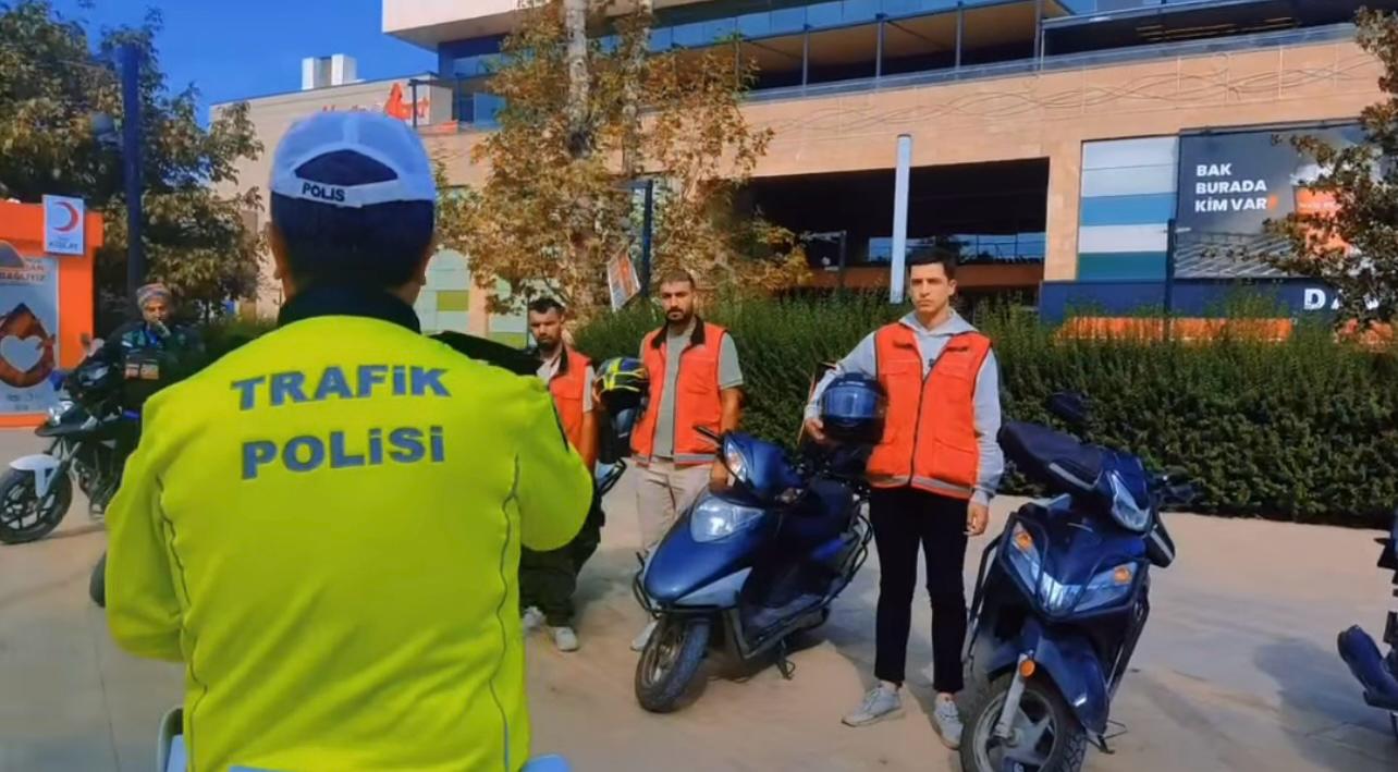 MOTOKURYELER EĞİTİM ALMAYA DEVAM EDİYOR