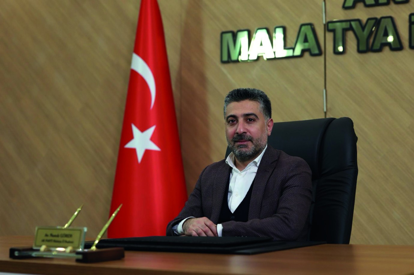 “Köy köy gezerek halkımızla bir araya geldik”