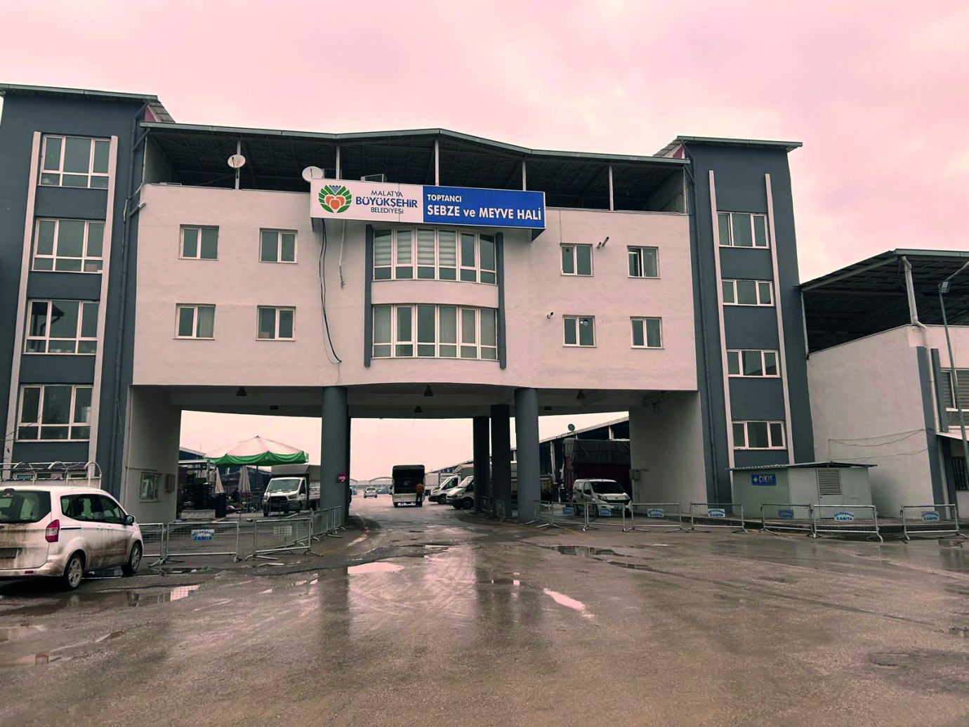 Akbay’dan Yalnızlık Sitemi “Buranın Öneminin Farkında Değiller”