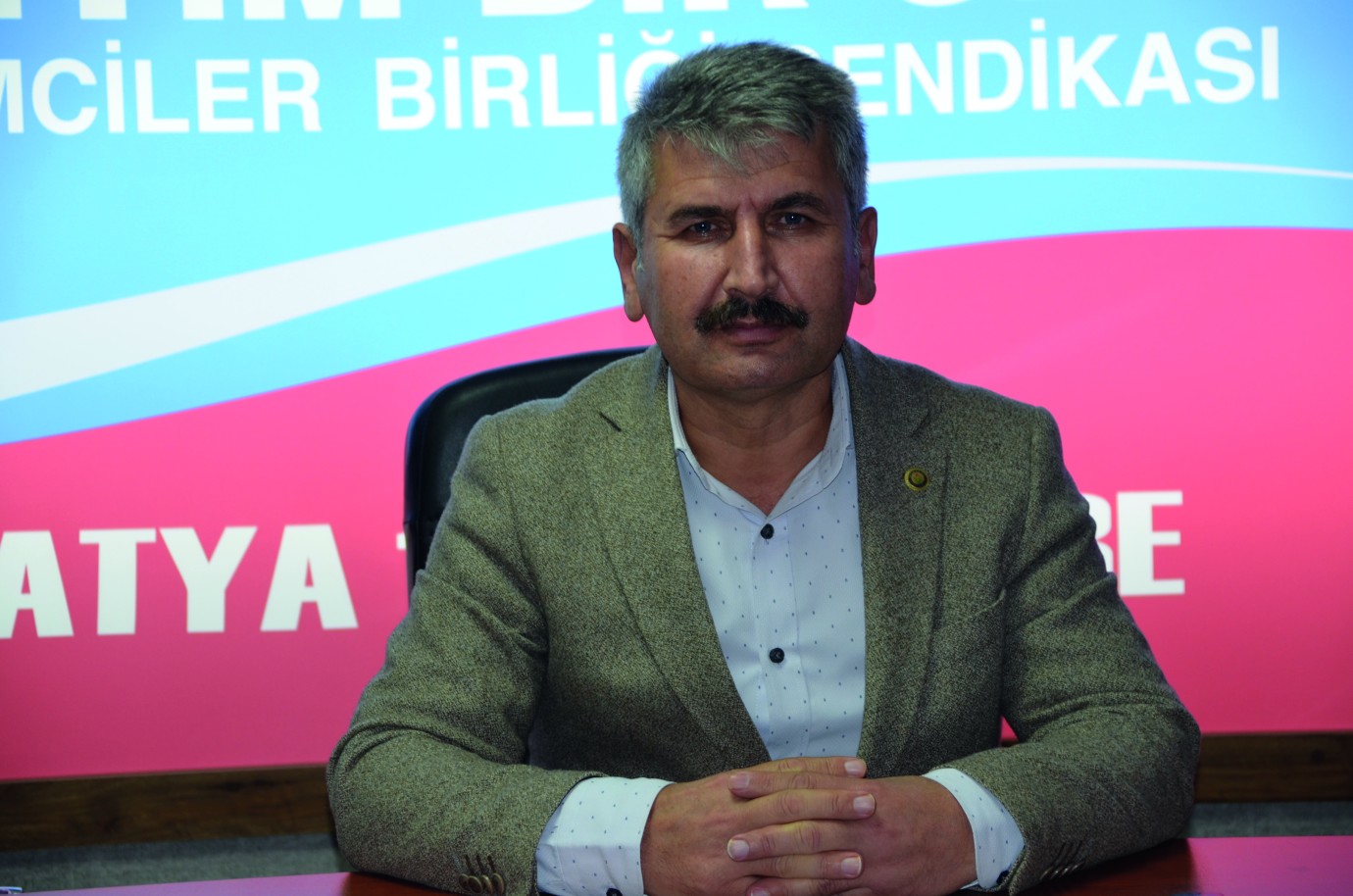 “Keşke Kendinizi Komik Duruma Düşürmeseydiniz”