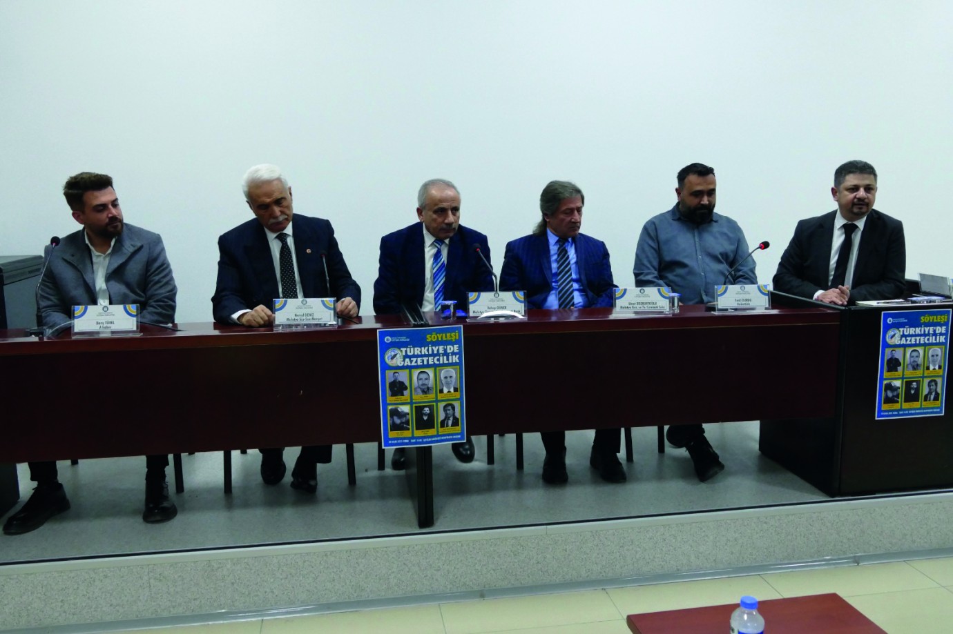 ‘Türkiye’de Gazetecilik’ Paneli Yoğun İlgi Gördü