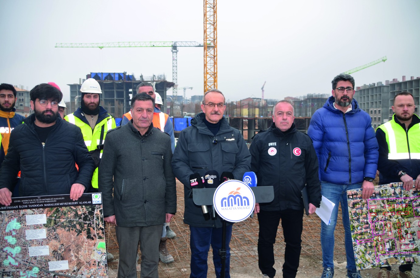 Hep Direniyoruz, Bir Türlü İkna Olmuyoruz