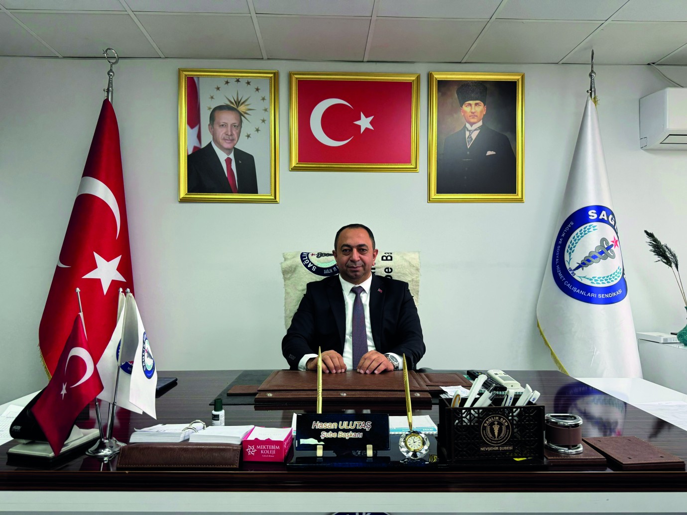 “En Az 50 Bin Sağlık Personeli İstihdam Edilmeli”