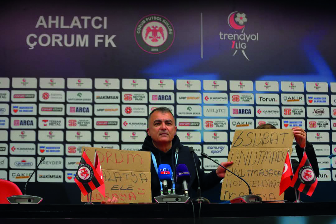 “Futbolcu kardeşlerimizin onurlu duruşu önemliydi”