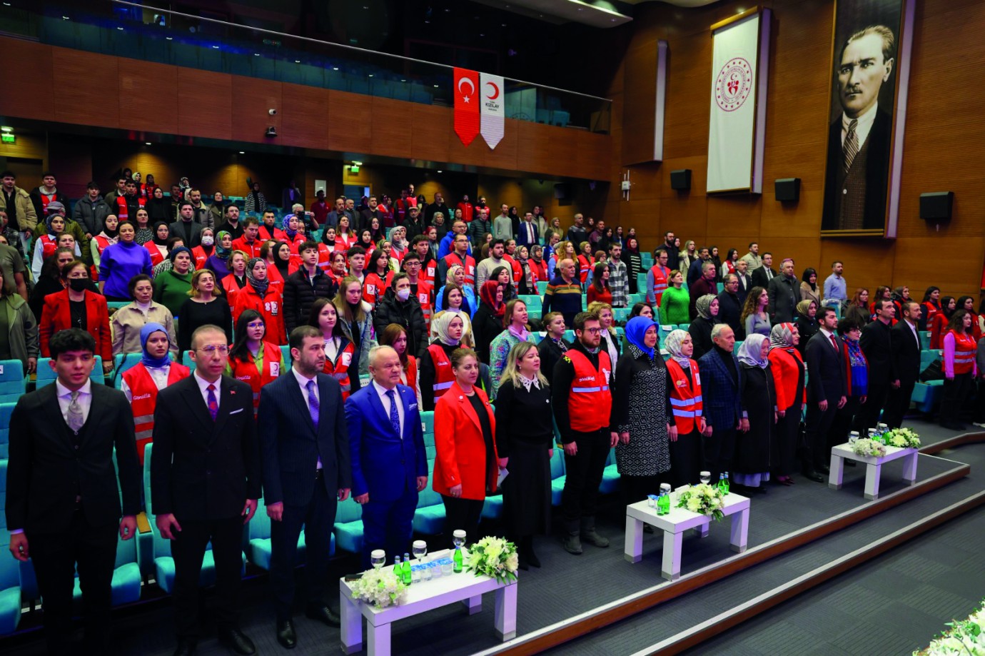 100. Yıl Kütüphanesi’ne destek