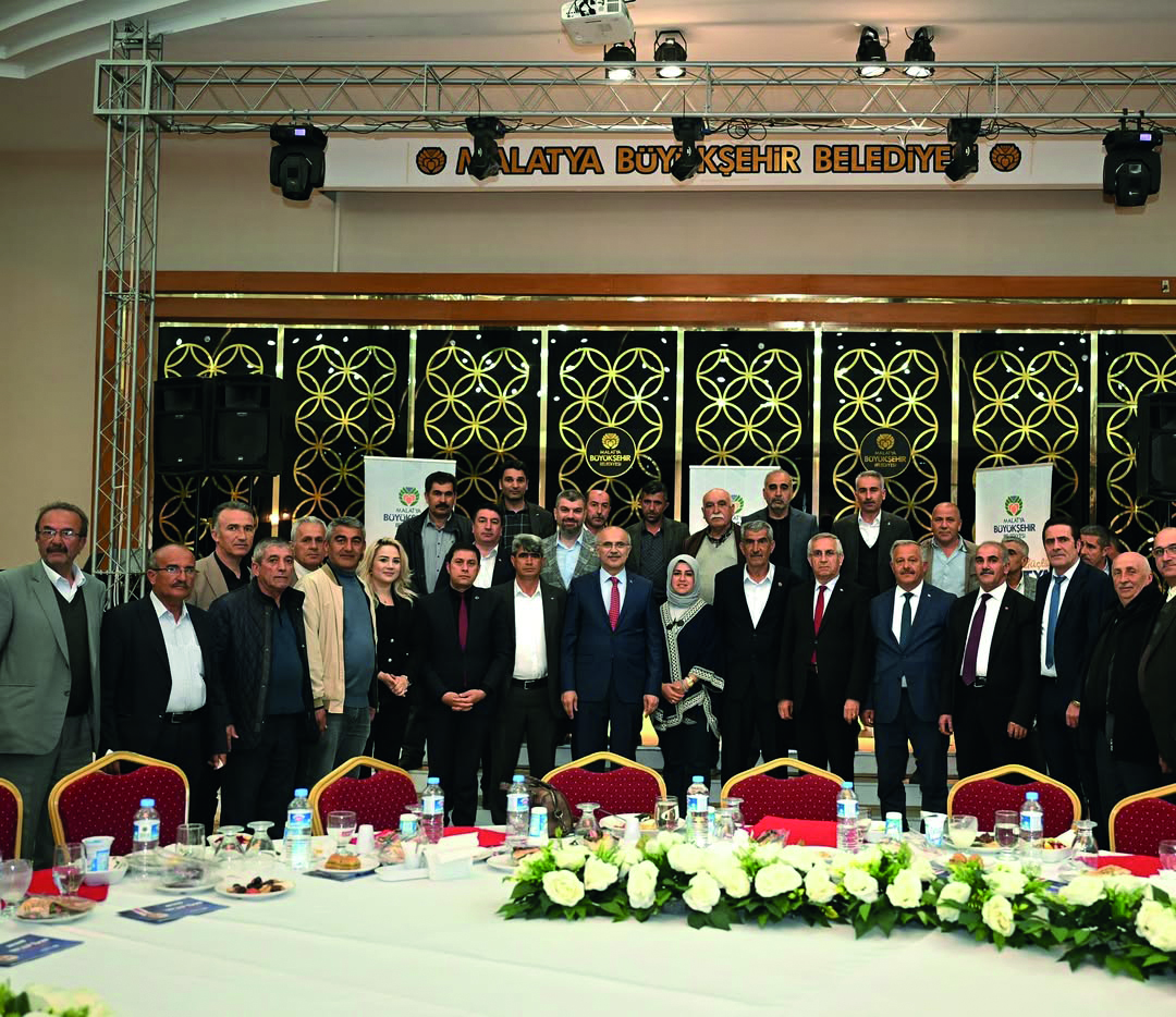 Başkan Er İftarda Muhtarları Ağırladı