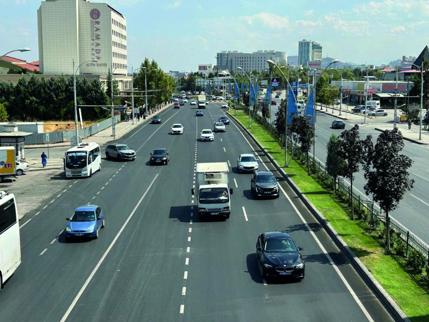 Kırmızı ışığı dikkate almayanlara ağır cezalar geliyor