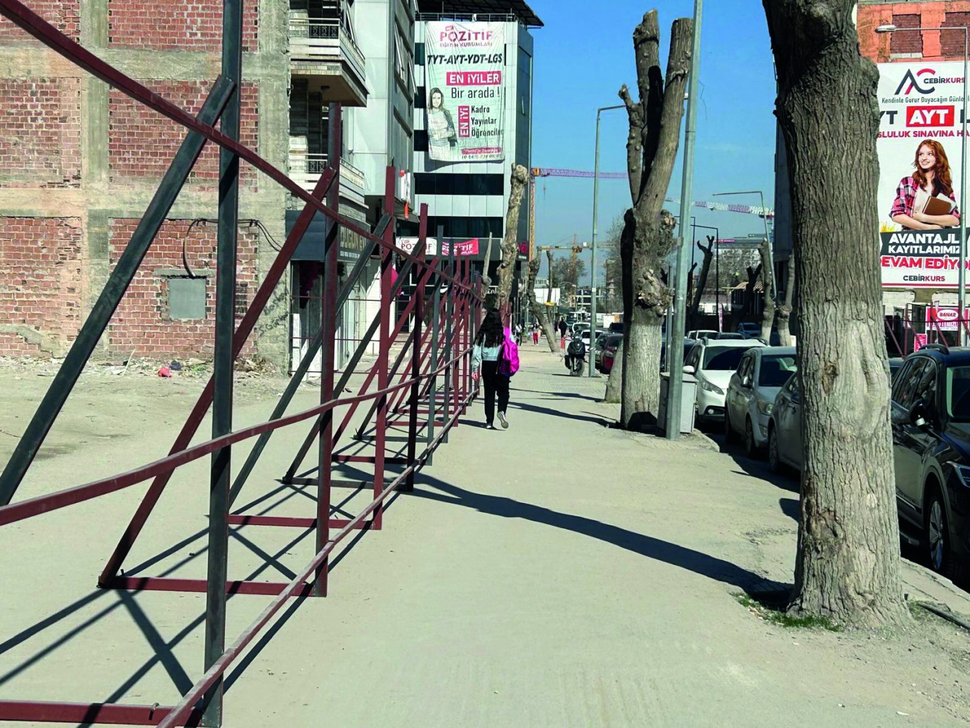 Fuzuli Caddesi'nde Belirsizlik: Yaya Yolu Kapanacak Mı?