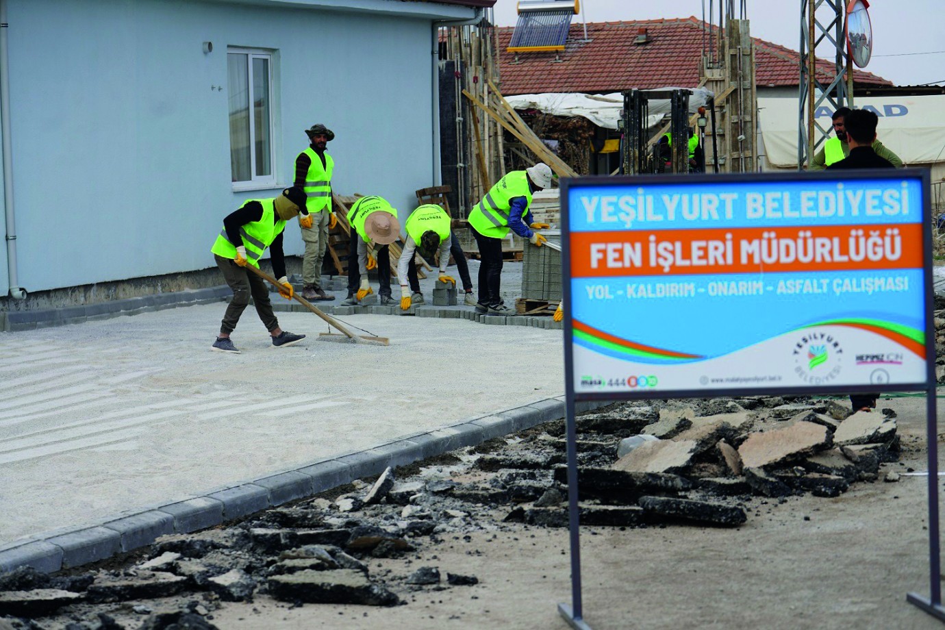 Samanköy’ün Yollarını Baştan Aşağıya Yeniliyor