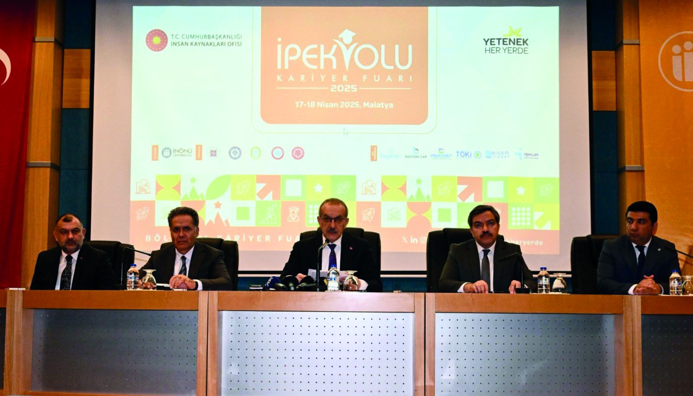 Deprem sonrası normalleşmeye katkı: Kariyer Fuarı