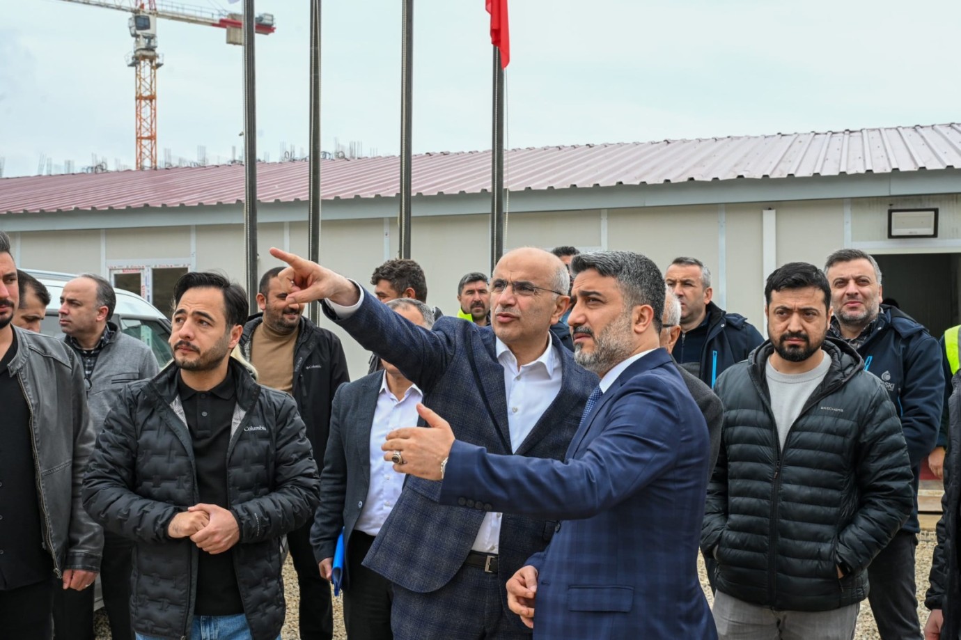 Başkan Er, Akoğuz Kışlası TOKİ Konutlarının inceledi 