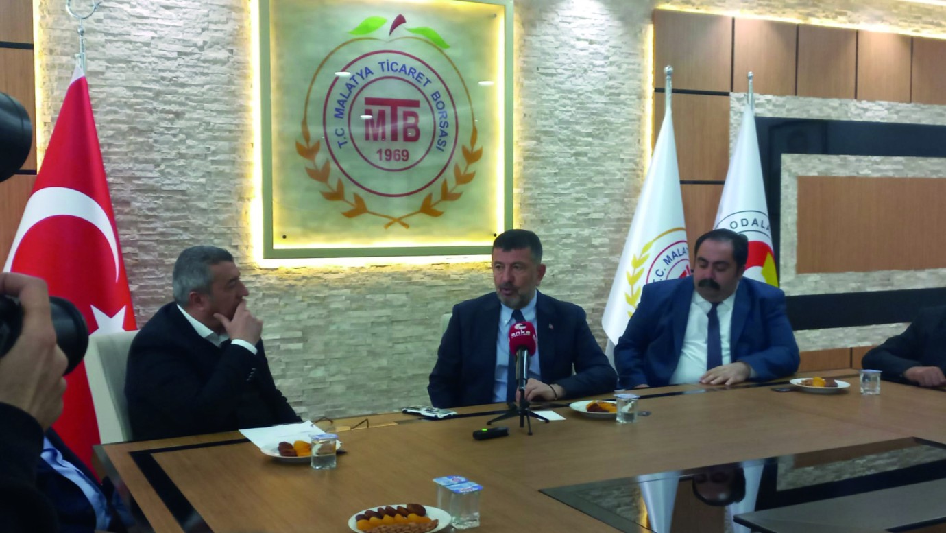 Ağbaba: “Önümüzde en az 2 yıllık bir  zor zaman bizi bekliyor” 