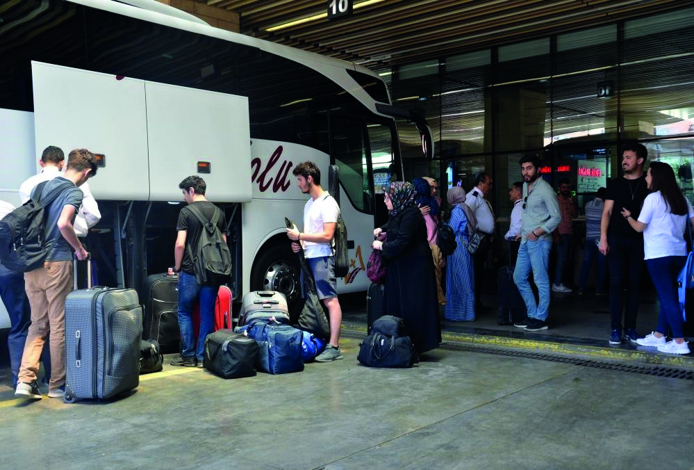 Yurt İçinde 9,5 Milyon Kişi Seyahate Çıktı
