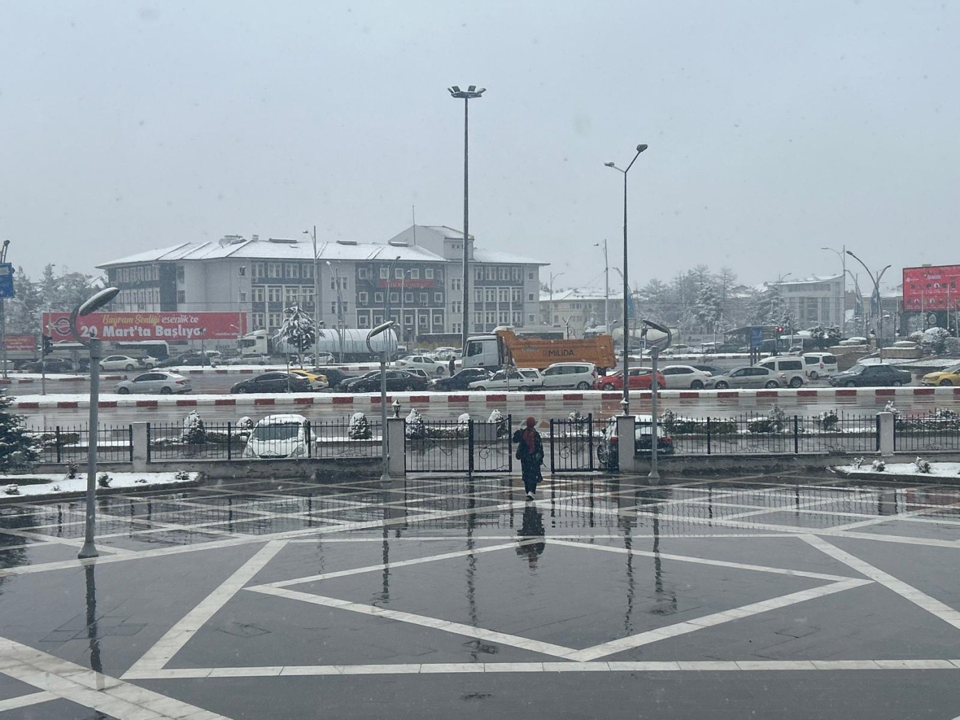 Sondakika! Malatya'da mevsimler tersine döndü yağmur başladı