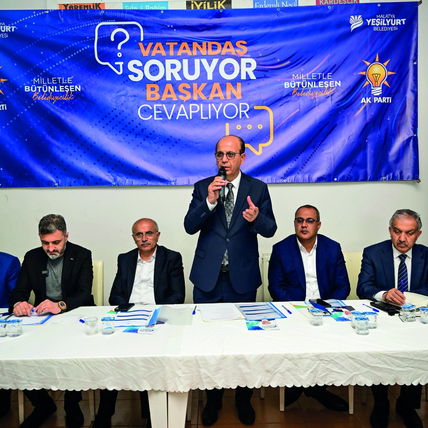 Başkan Er ve Geçit Tecde Mahallesi’ni ziyaret etti
