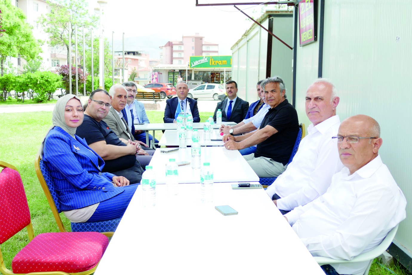 “Komisyonlara bakış açısı kamuoyunu oyalama şeklinde”