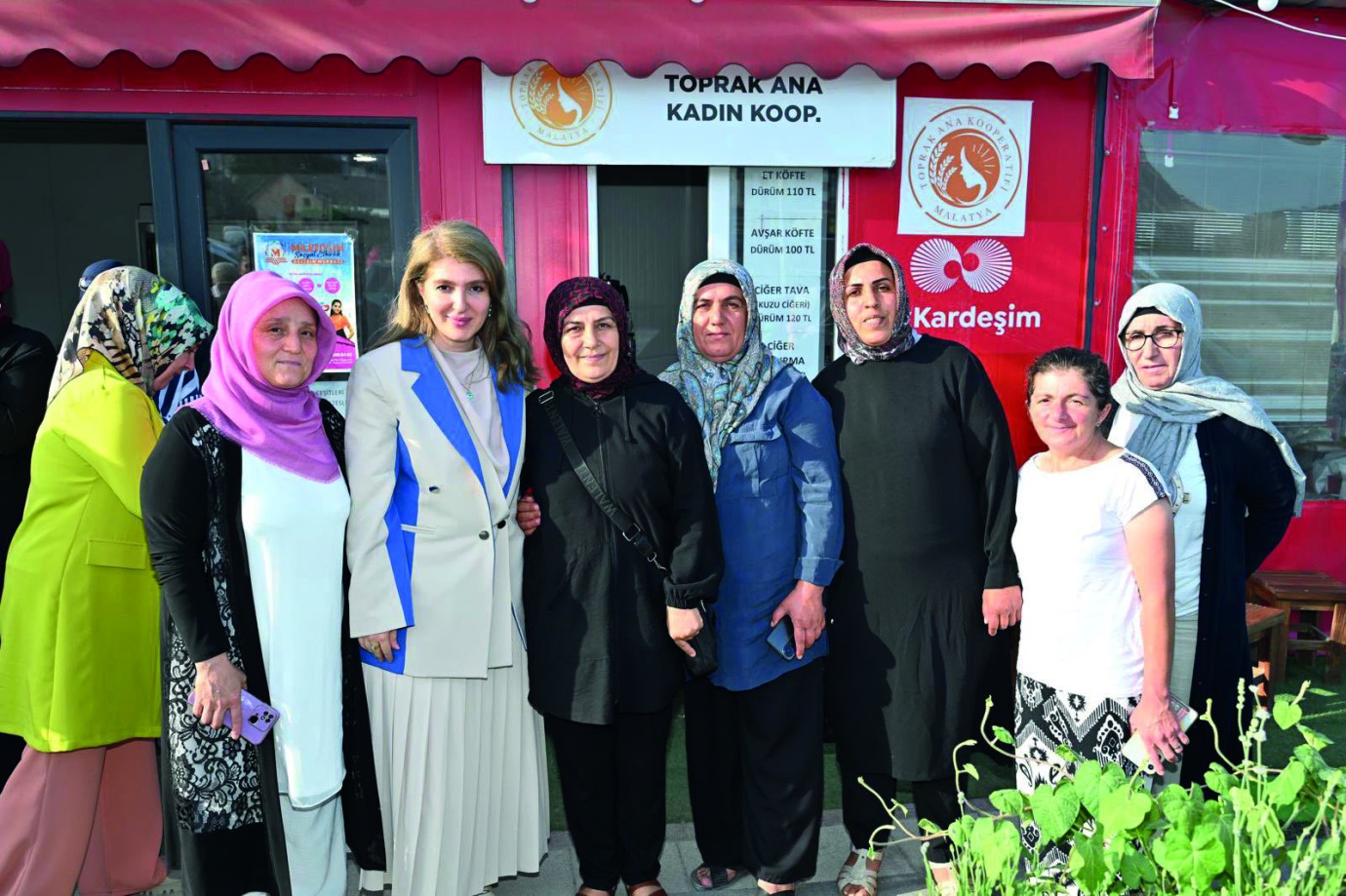 Toprak Ana Kadın Kooperatifi’ne anlamlı ziyaret