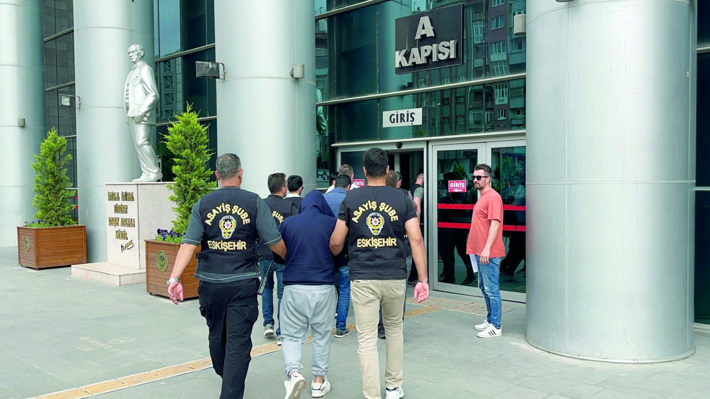 Fuhuş operasyonu: 7 gözaltı