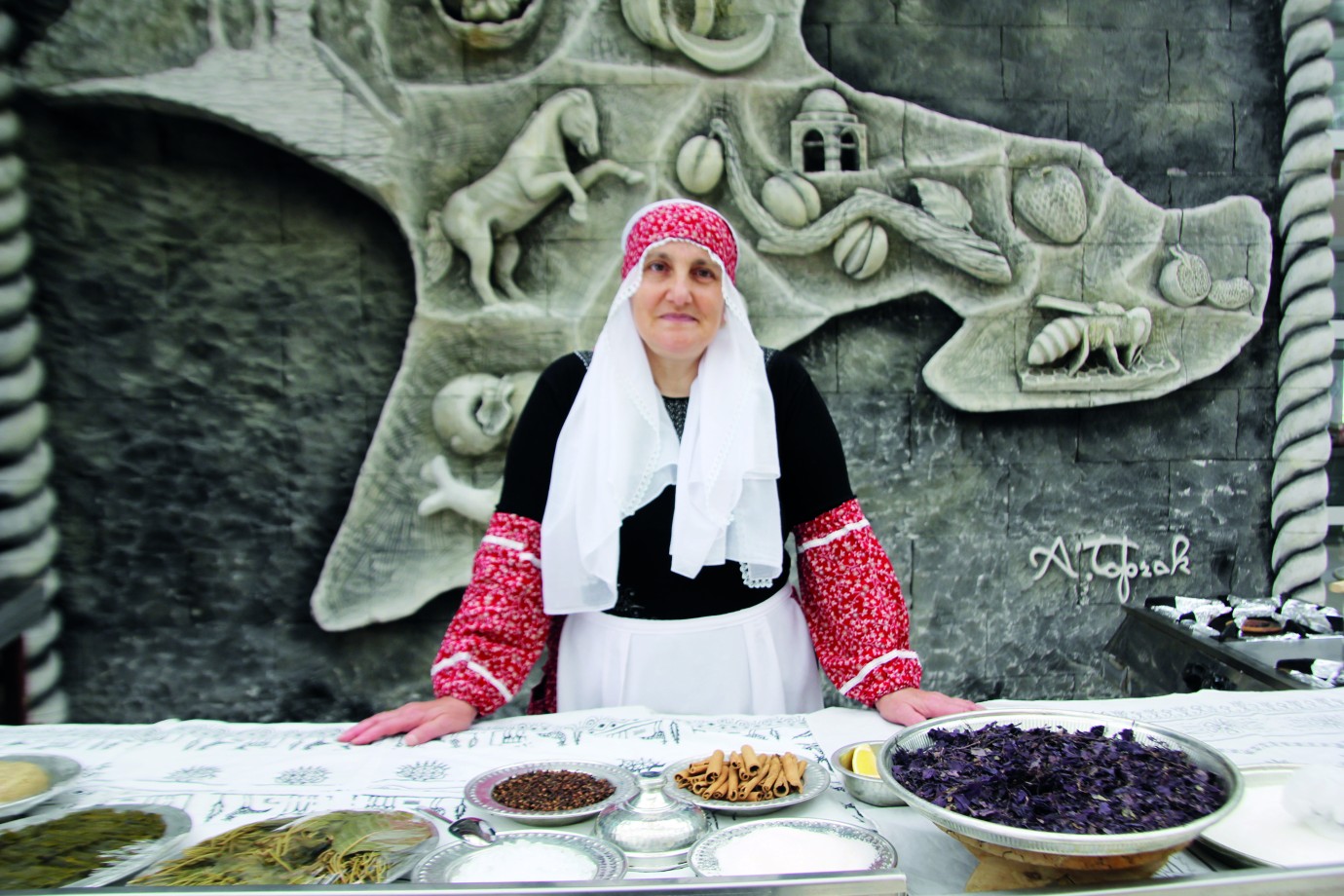 Sıcak havaların kurtarıcısı Reyhan Şerbeti