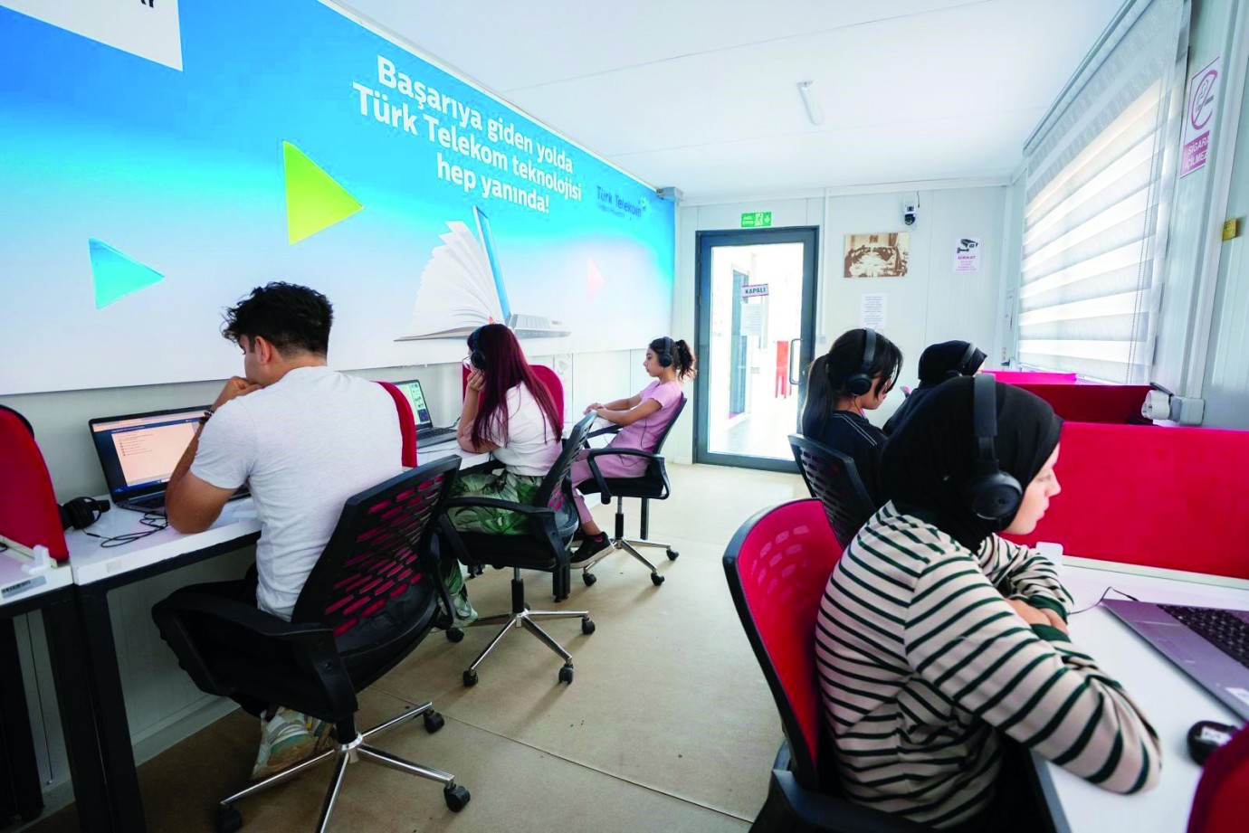 Konteyner kütüphanelerinden 80 bin öğrenci faydalandı