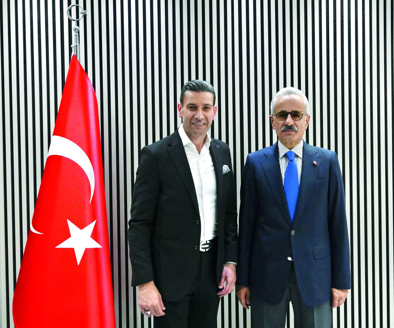 Bakan Uraloğlu'ndan, Türk boksuna destek