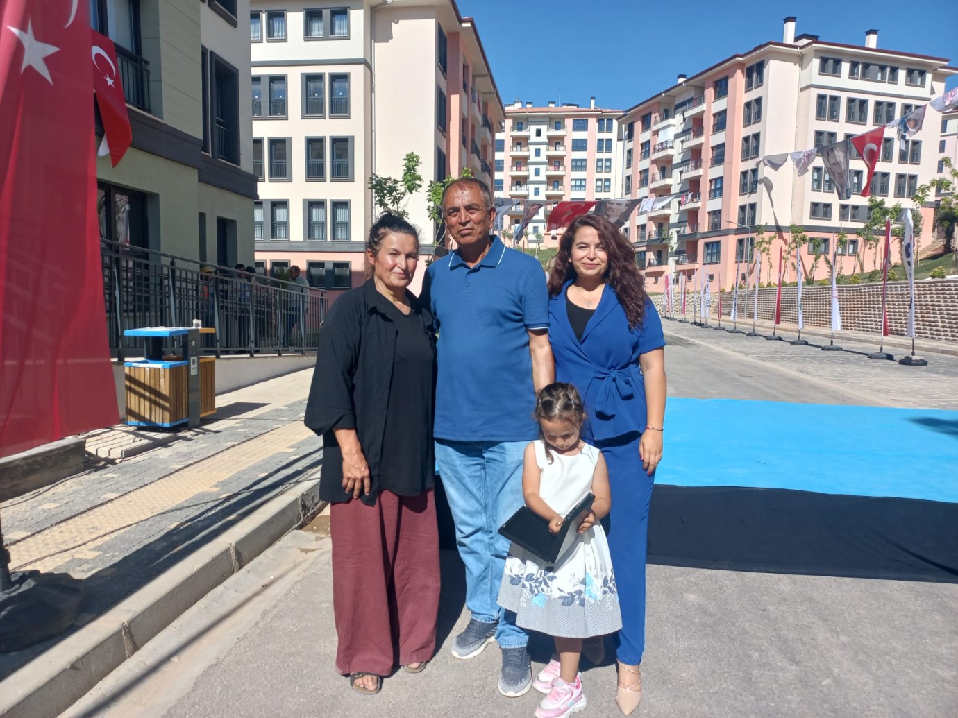MALATYA’DA BİNLERCE YUVA IŞIKLANDI