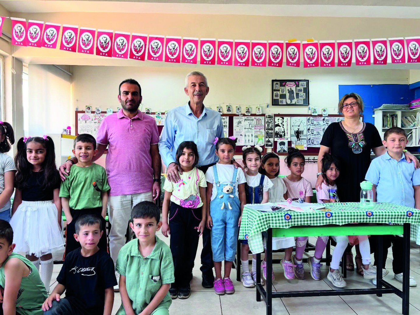 Başkan Cömertoğlu öğrencilerin sevincine ortak oldu