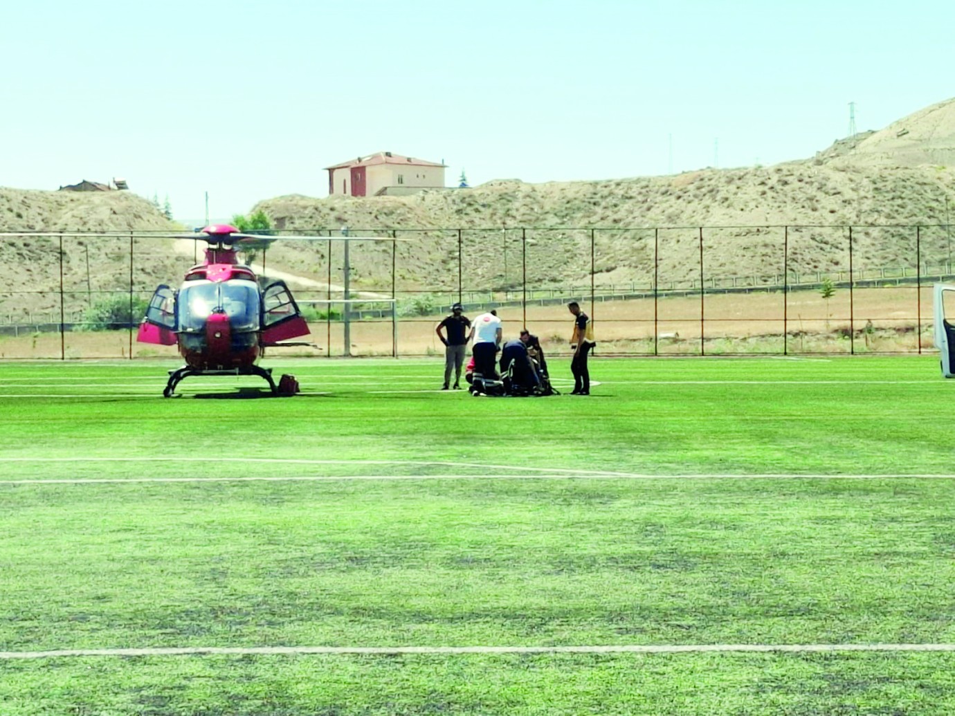 Kalp krizi geçirdi, hava ambulansı ile Malatya'ya sevk edildi