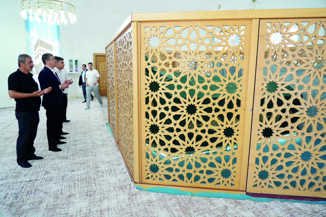 Safvan Bin Muattal Türbesi'nde temizlik çalışması