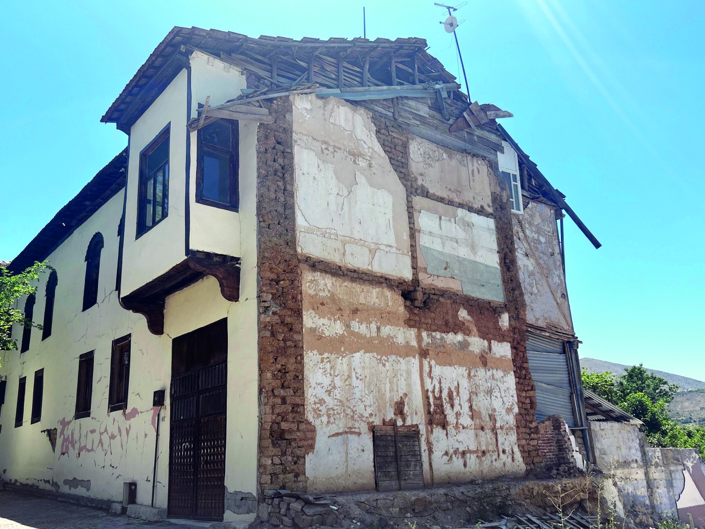 Malatya’da kaderine terk edilen bir semt daha: Yakınca