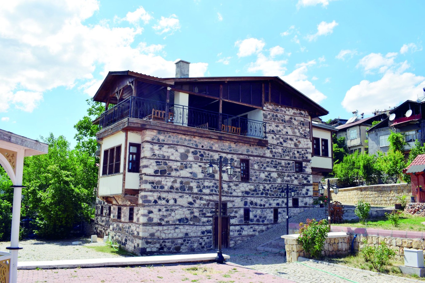 Sakin şehir Arapgir yaza hazır