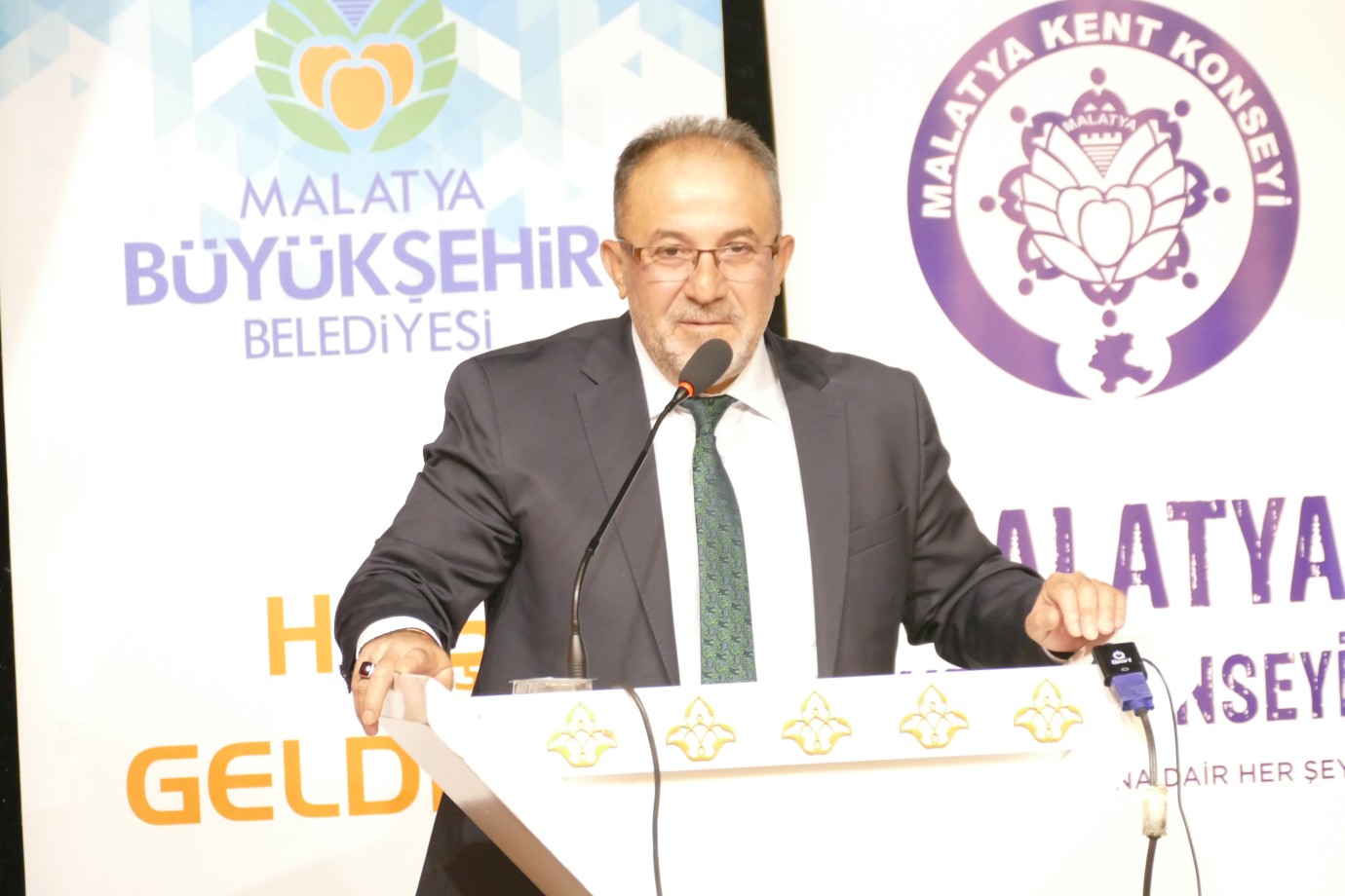 Her derde deva belediye o sorunu da bir çözüm yolu buldu