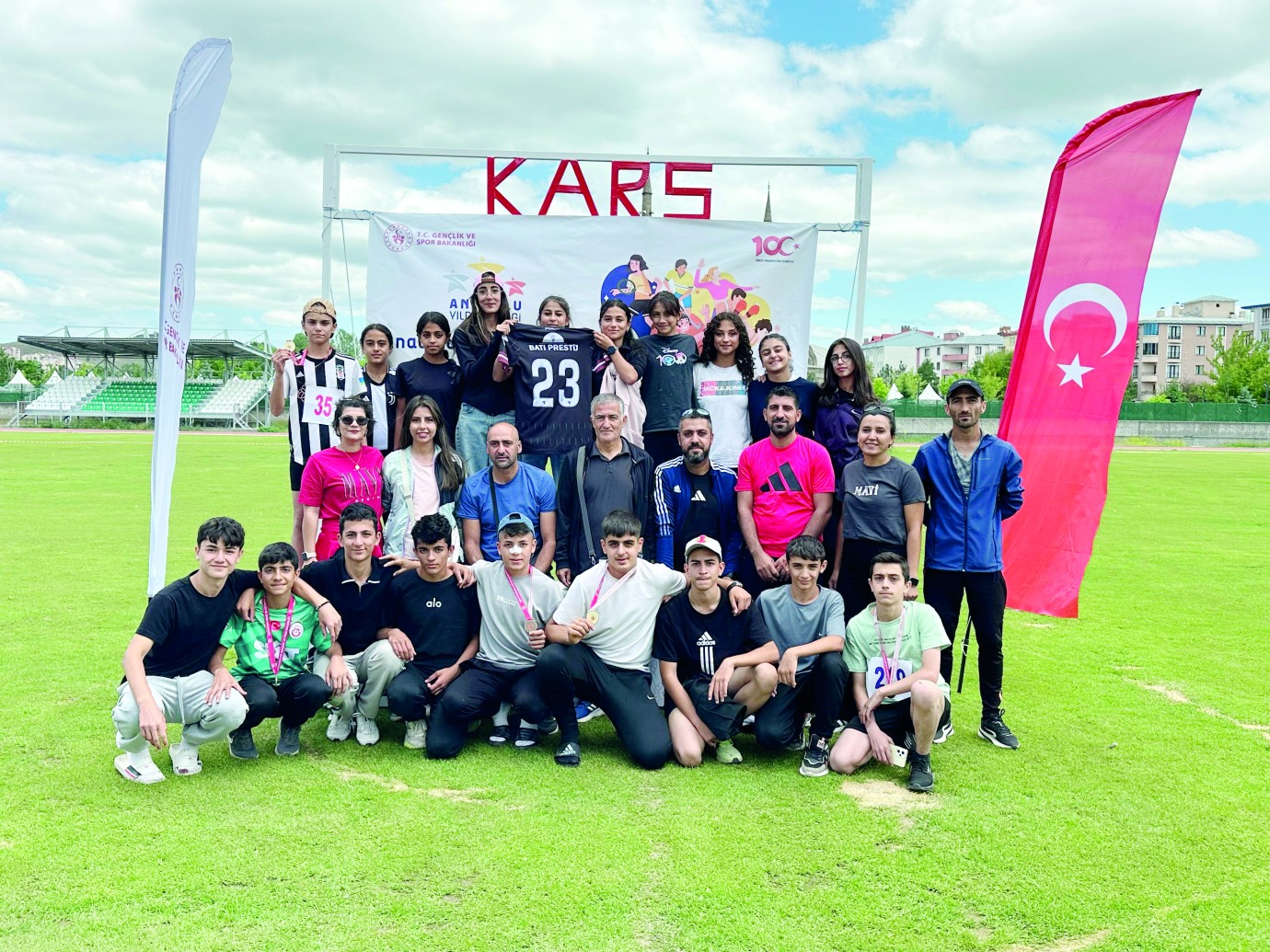 Atletizm takımları Kars’tan şampiyonlukla döndü