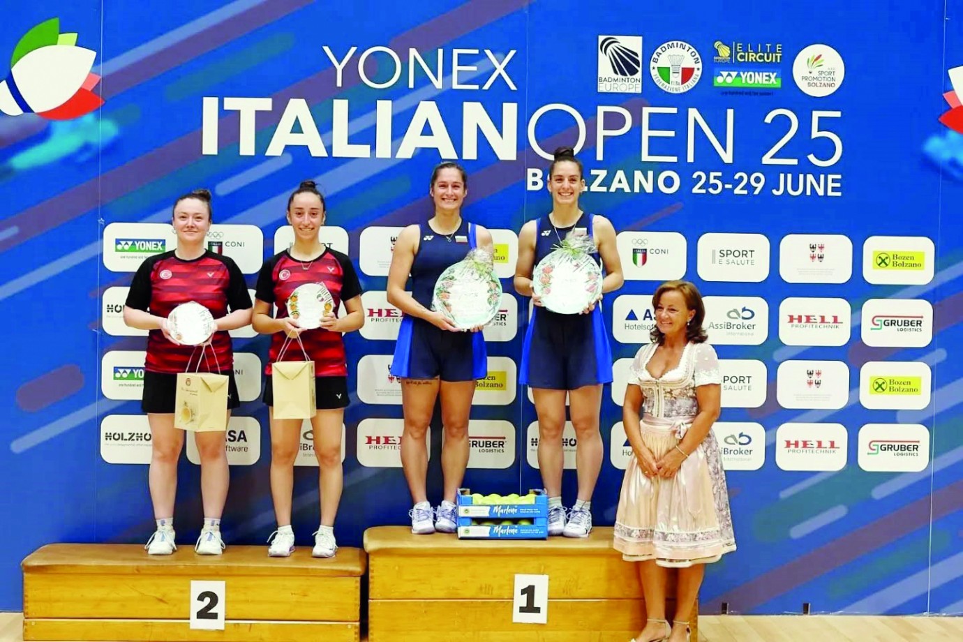 Badminton takımı İtalya'dan madalya ile döndü