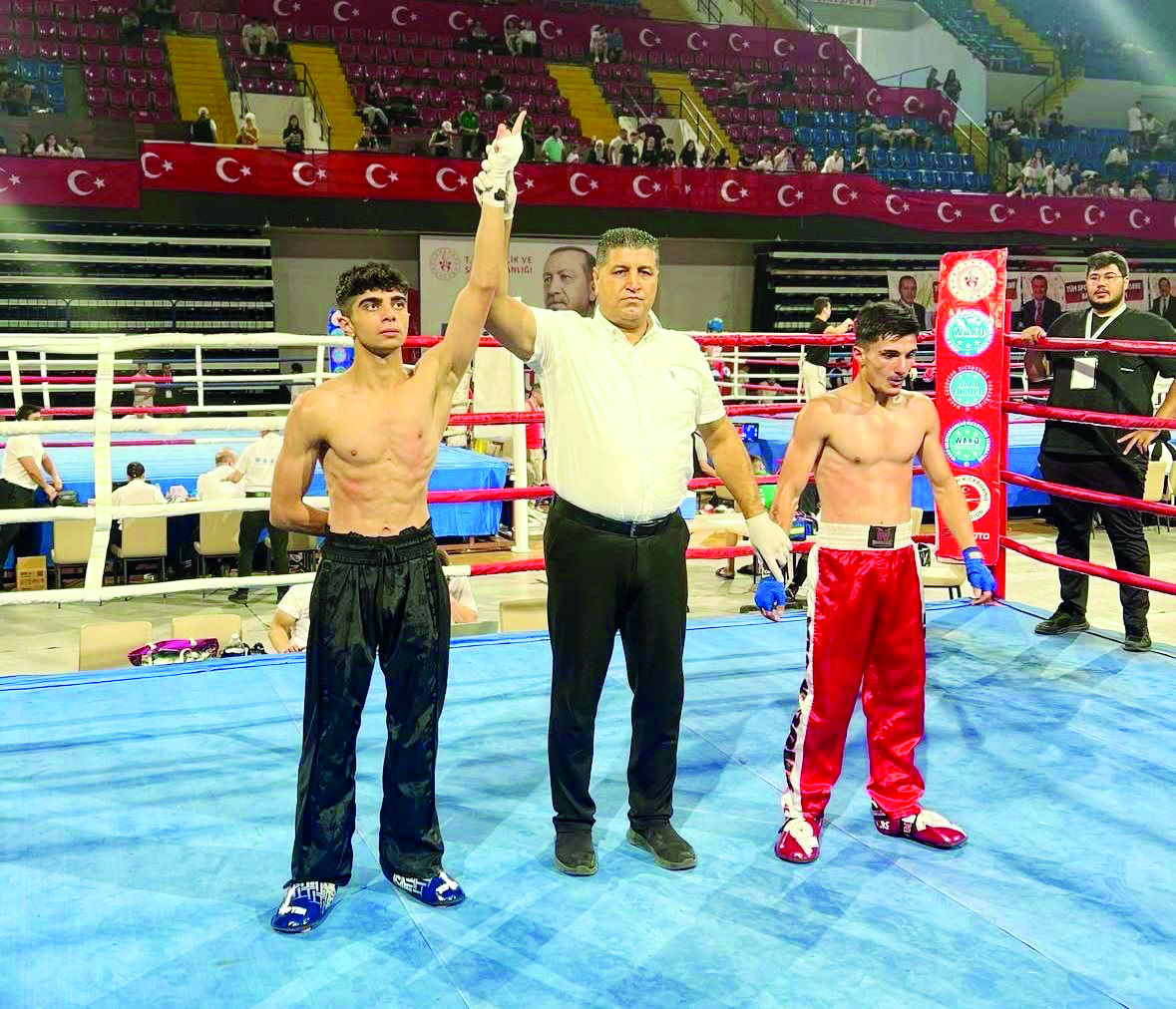 Türkiye Kick Boks Şampiyonası’nda Elazığ’a madalya yağmuru