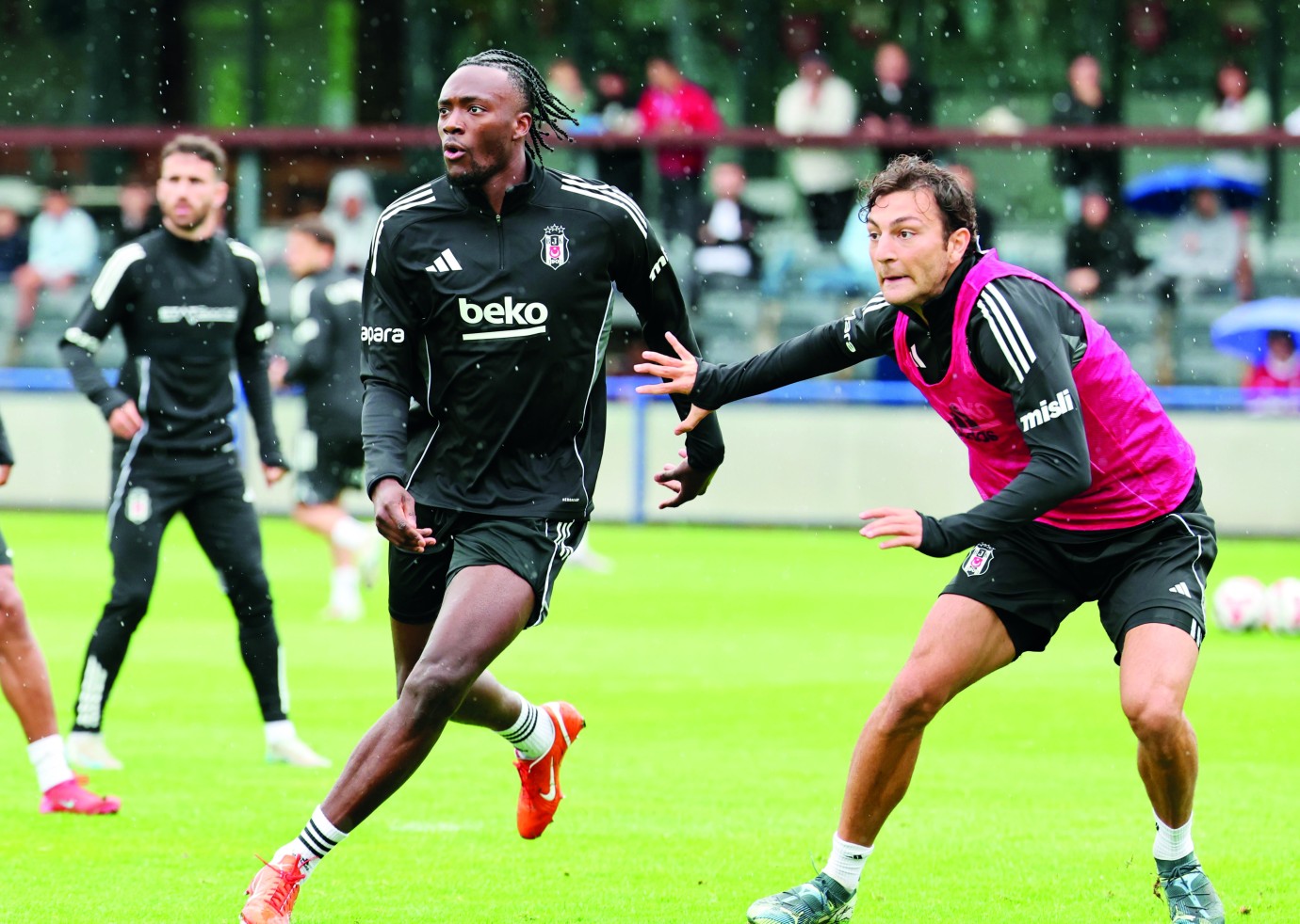 Beşiktaş, yeni sezon hazırlıklarını sürdürdü