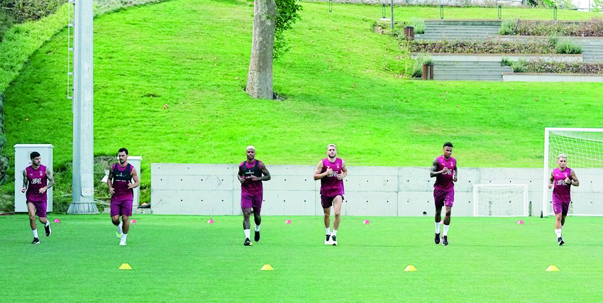 Galatasaray, sezon hazırlıklarına devam etti