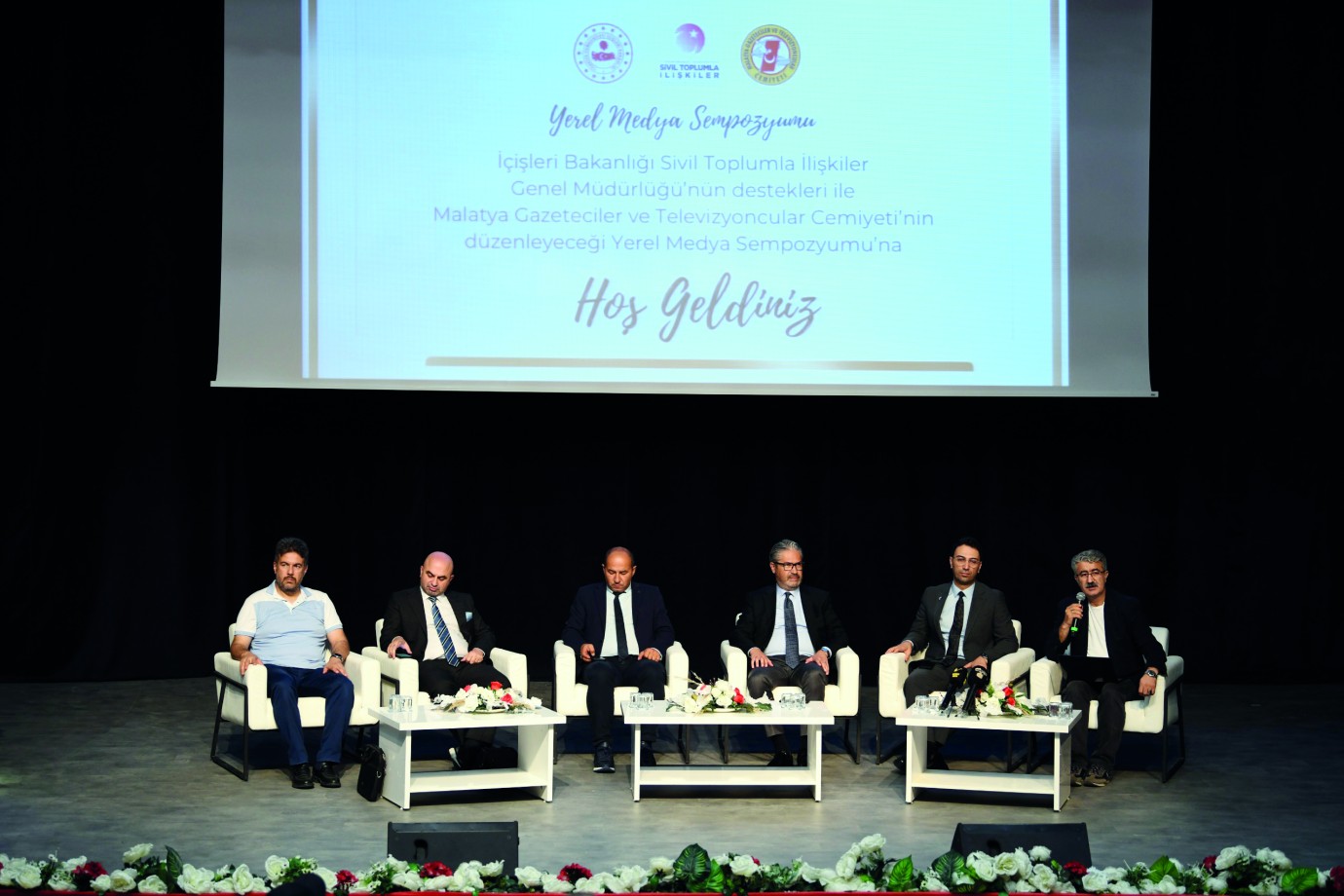 Yerel medyanın sorunları ve çözüm yolları tartışıldı