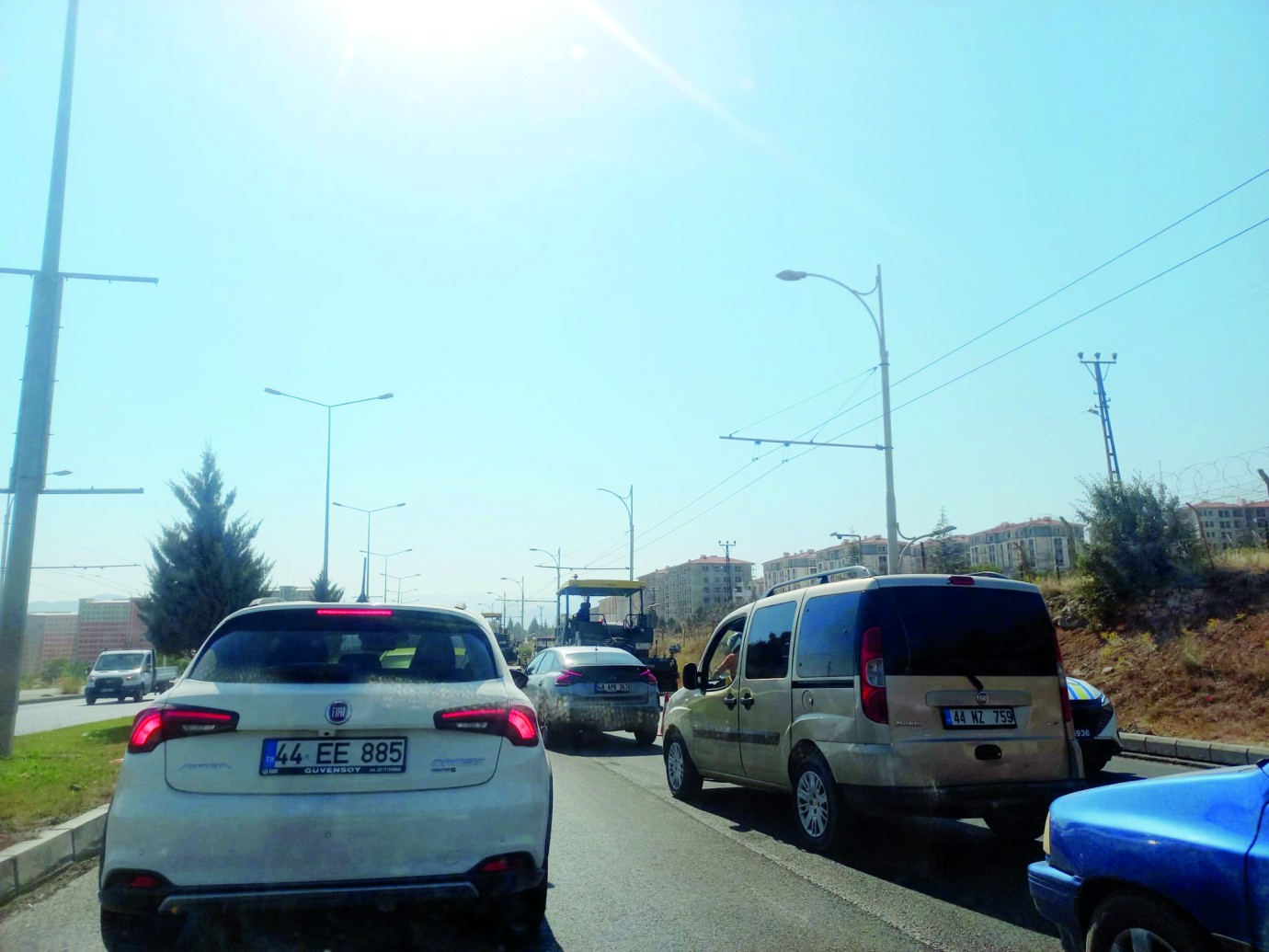 Malatya’daki yol çalışması öğrencileri ve sürücüleri gerdi