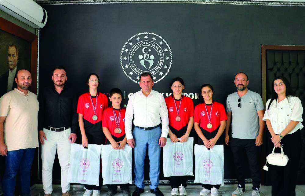 Şampiyonlardan Kabakcı’ya ziyaret