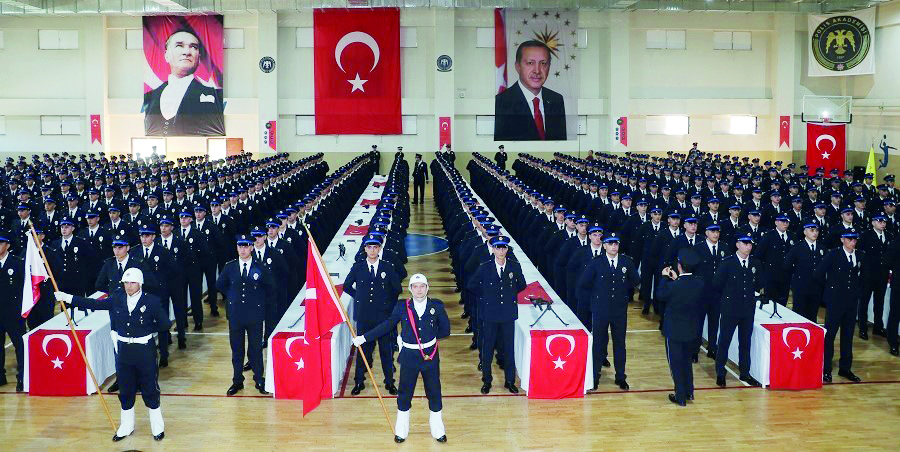 Erzincan POMEM’de 449 polis adayı mezuniyet coşkusunu yaşadı