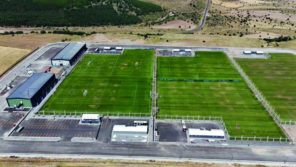 Futbol takımları, Erciyes Yüksek İrtifa Kamp Merkezi'nde buluşuyor