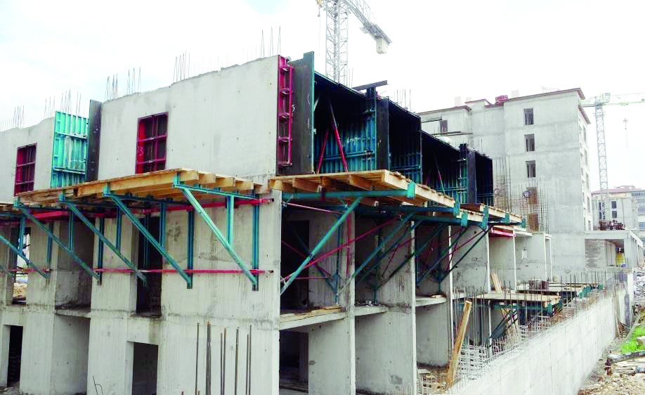 Battalgazi'de Şantiyede İş Kazası: 1 Yaralı