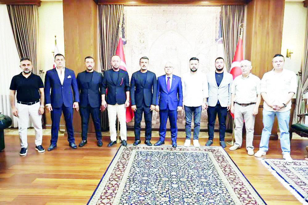 Sivasspor yönetiminden vefa ziyareti