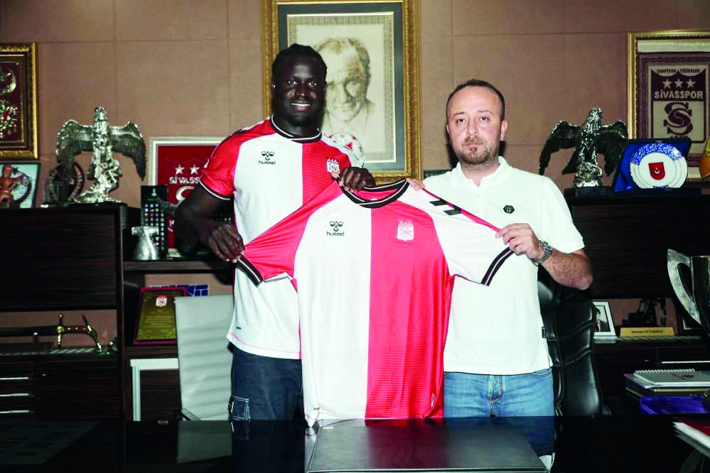 Sivasspor Aliou Badji’yi kadrosuna kattı